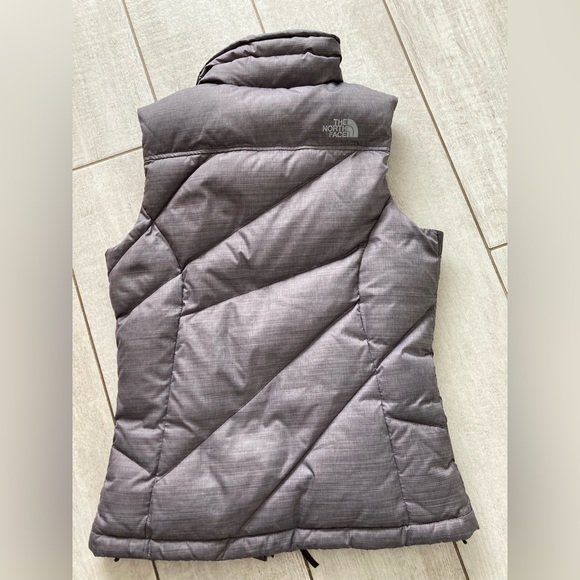 The NorthFace Womens Down Vest - Picture 5 of 5